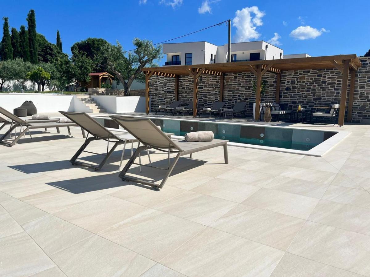 Olivea Luxury Suites Fazana Exterior photo